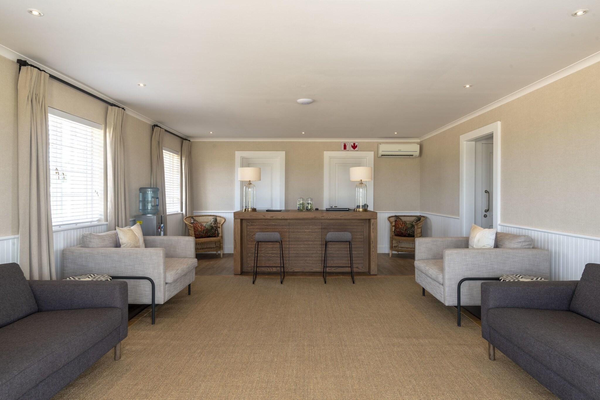 Vista Lobby Shamwari Long Lee Manor