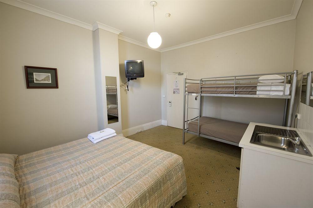Woolbrokers Hotel by null