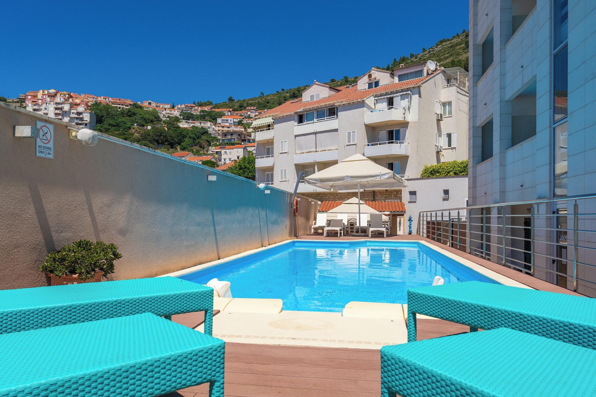 Vista Exterior Berkeley Hotel