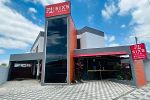 Alojamiento - Six's Hotel