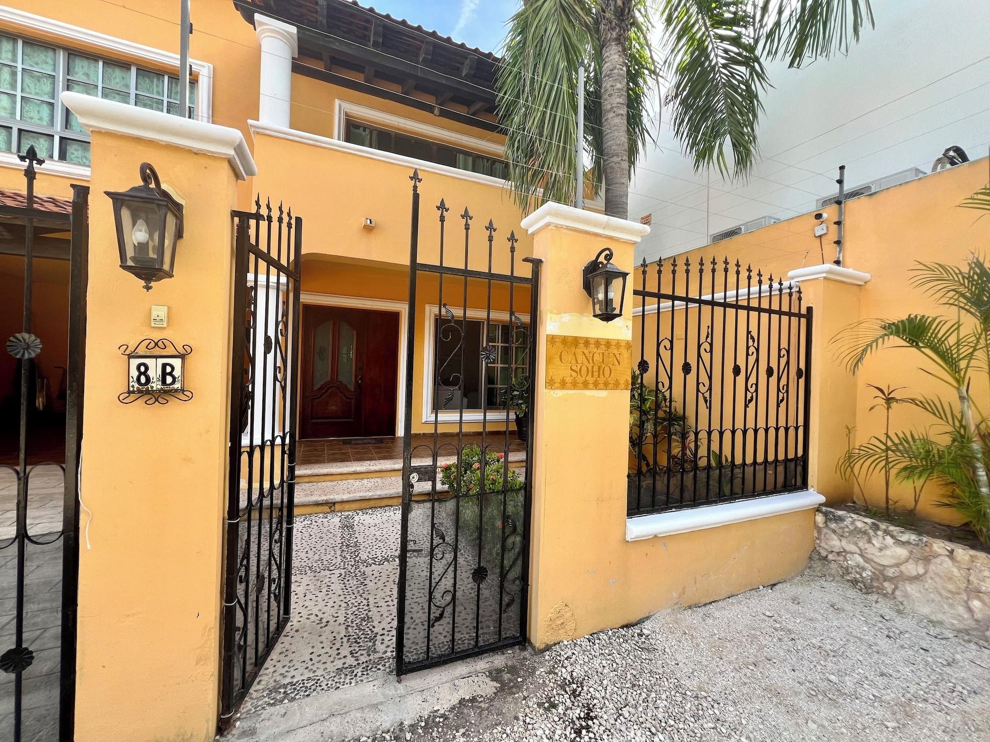 Varios Cancun - Soho