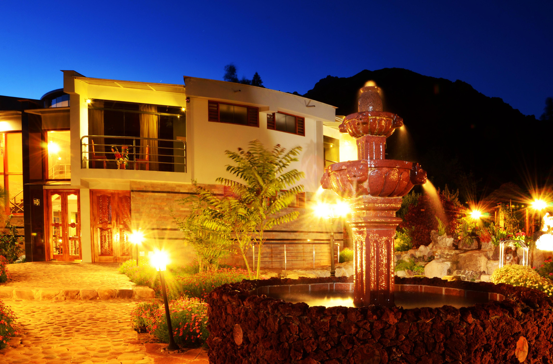 Vista Exterior Inti Ñan Hotel
