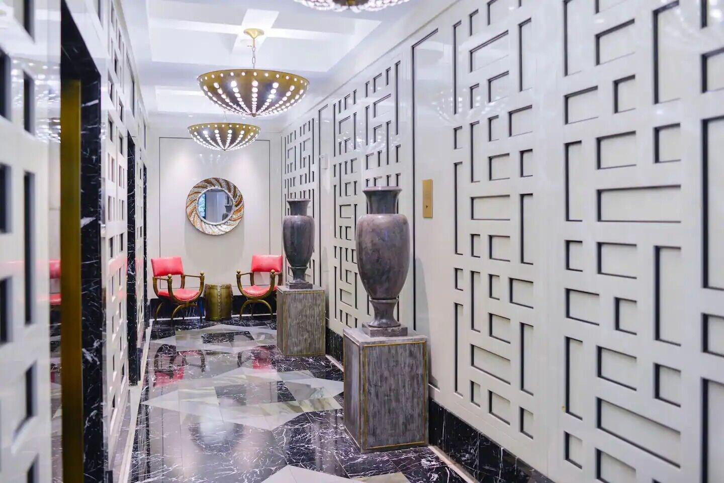 Vista Lobby Icon Brickell Luxury Residence
