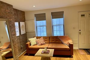 Alquiler Vacacional - The Brick Flat - Stylish stay ~20 min from Manhattan