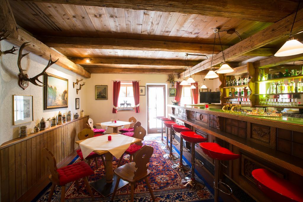 Bar/Salón Novum Alpenhotel Bayerischer Hof