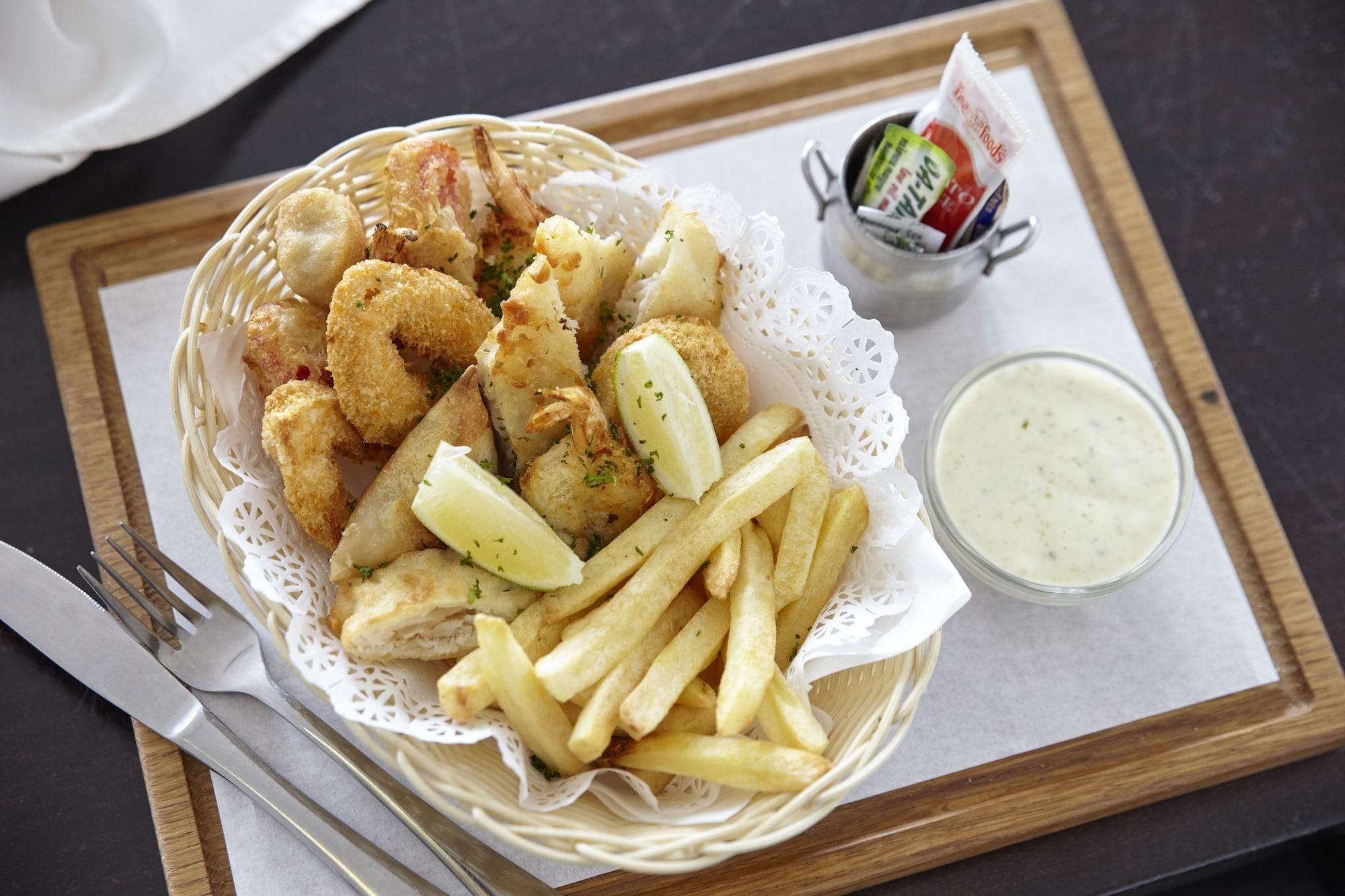 Restaurant The Bantry Bay Aparthotel by Totalstay