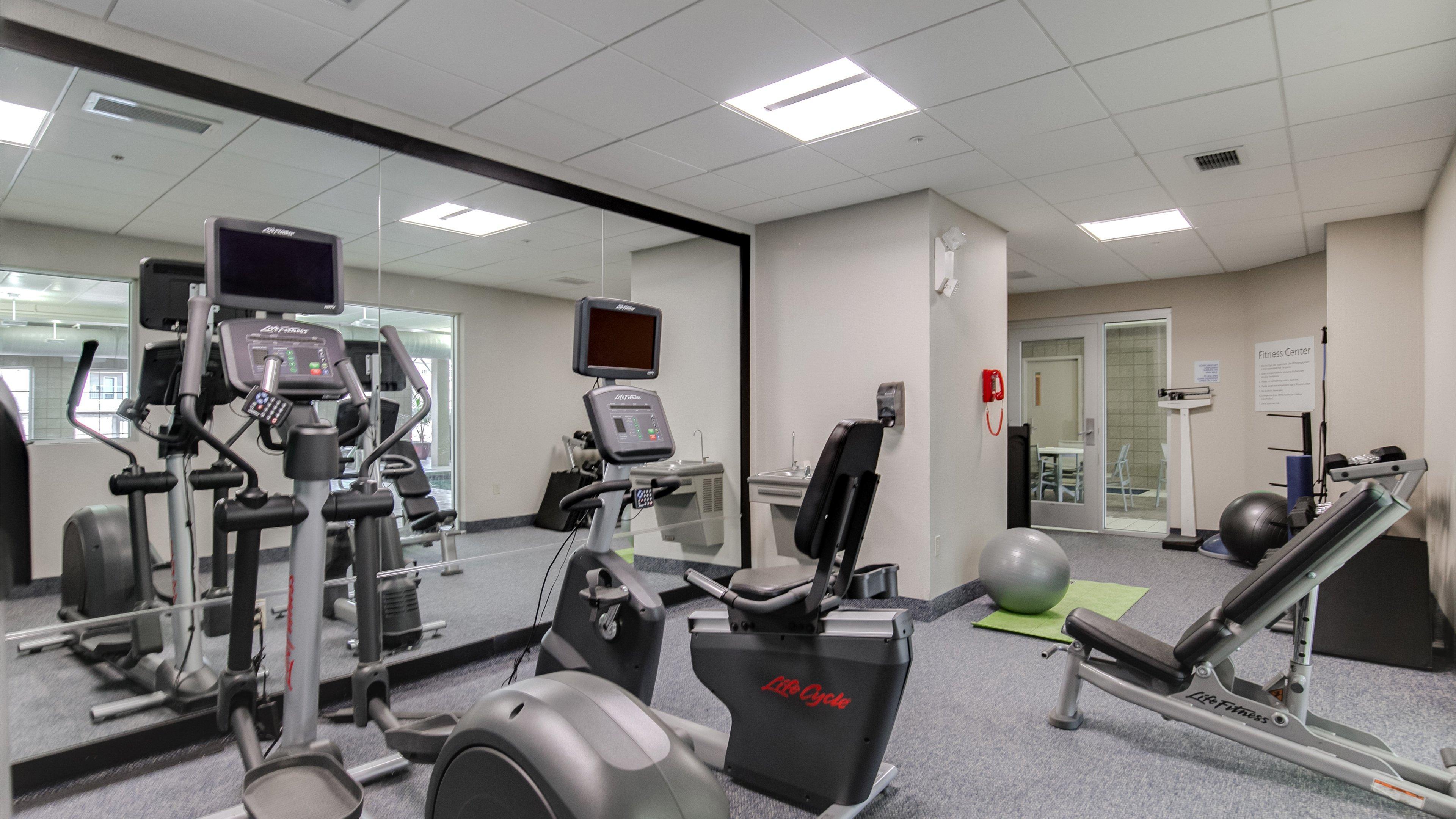 Instalaciones Recreativas Holiday Inn Express Hotel & Suites St. Cloud by IHG