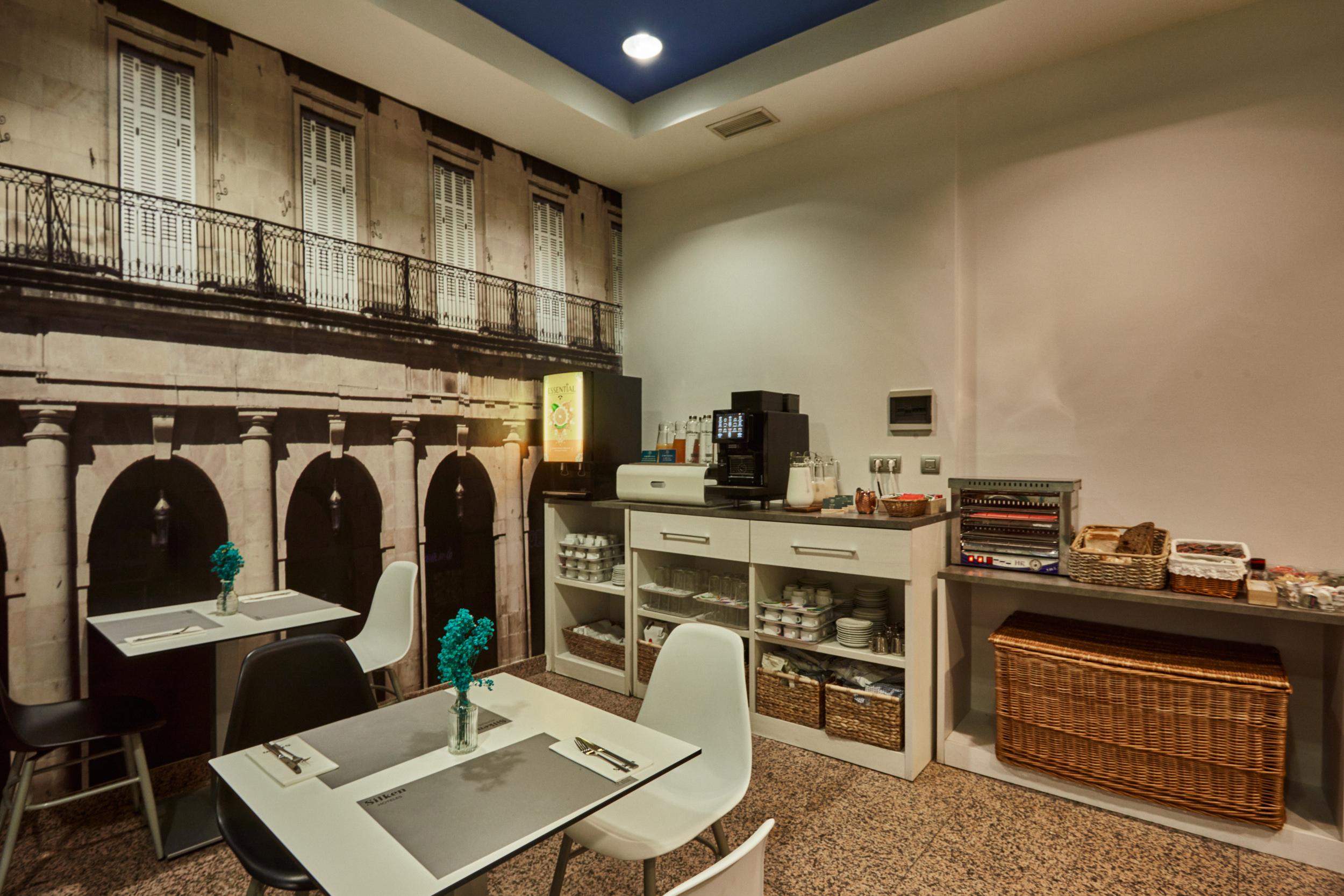 Bar/Salón Silken Sirimiri