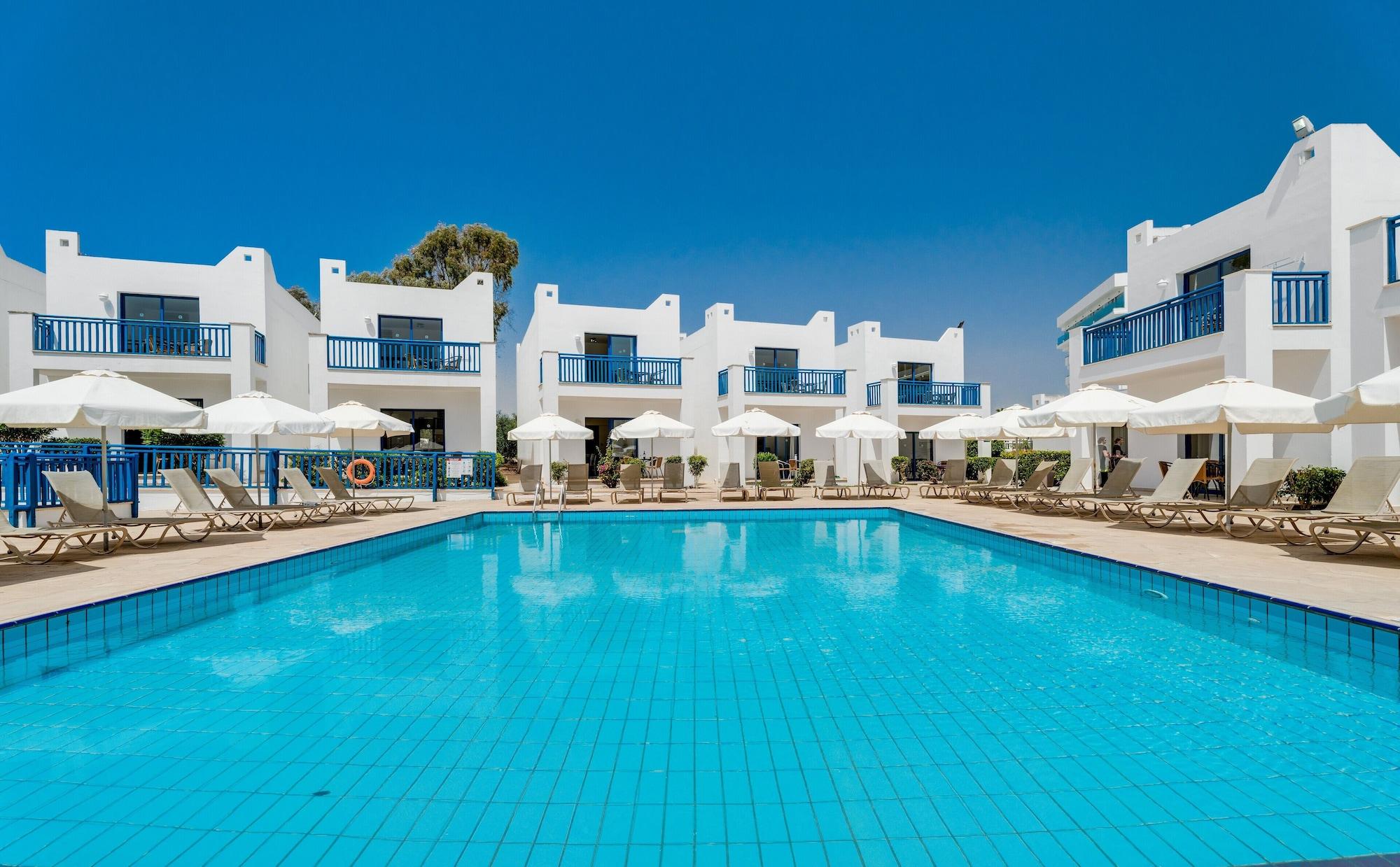 Varios Kritamo Beach Hotel Apartments