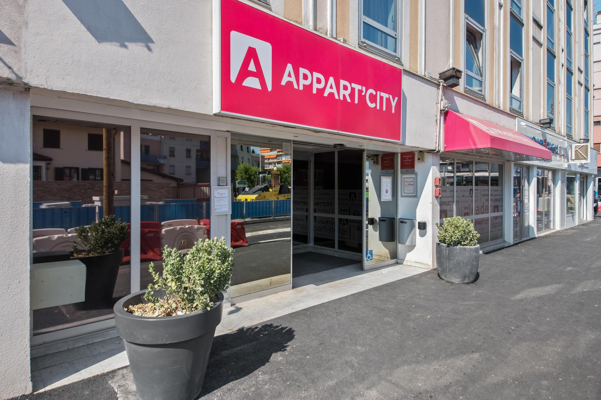 Vista Exterior Appart'City Classic Genève – Gaillard