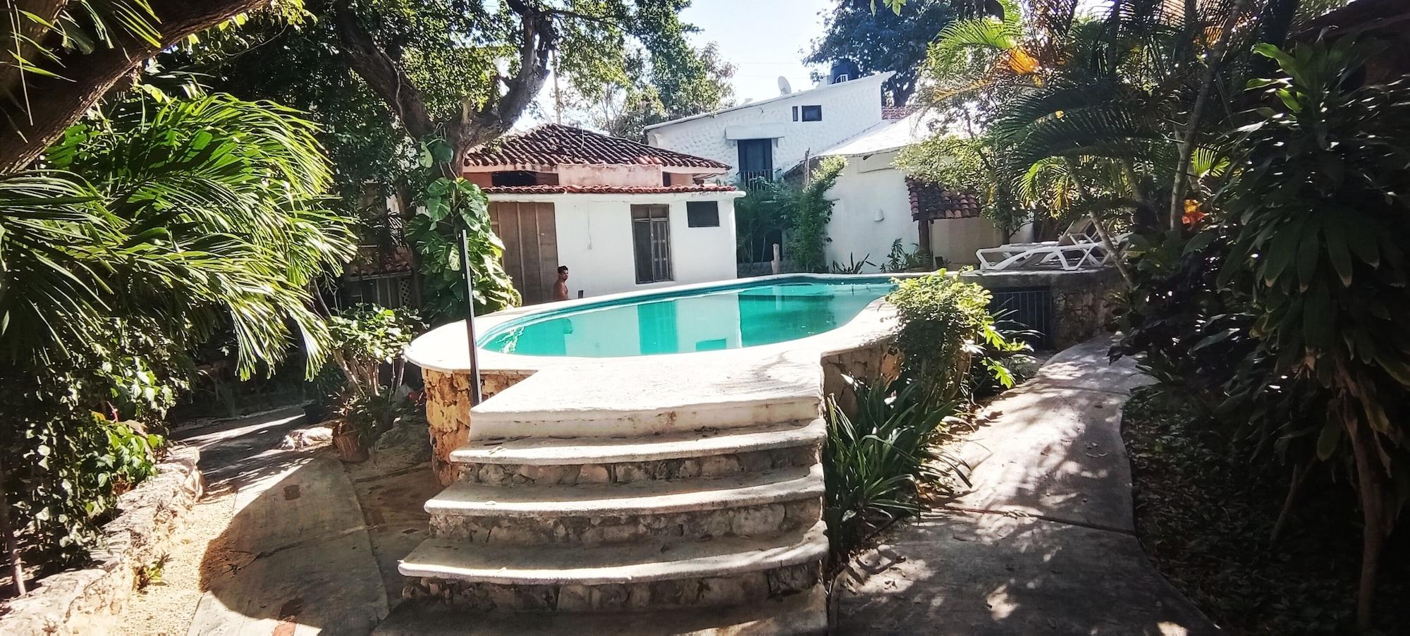 Vista Piscina Hippie Villa Cancun