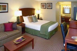 Alojamiento - Quality Inn & Suites, Santa Cruz Mountains
