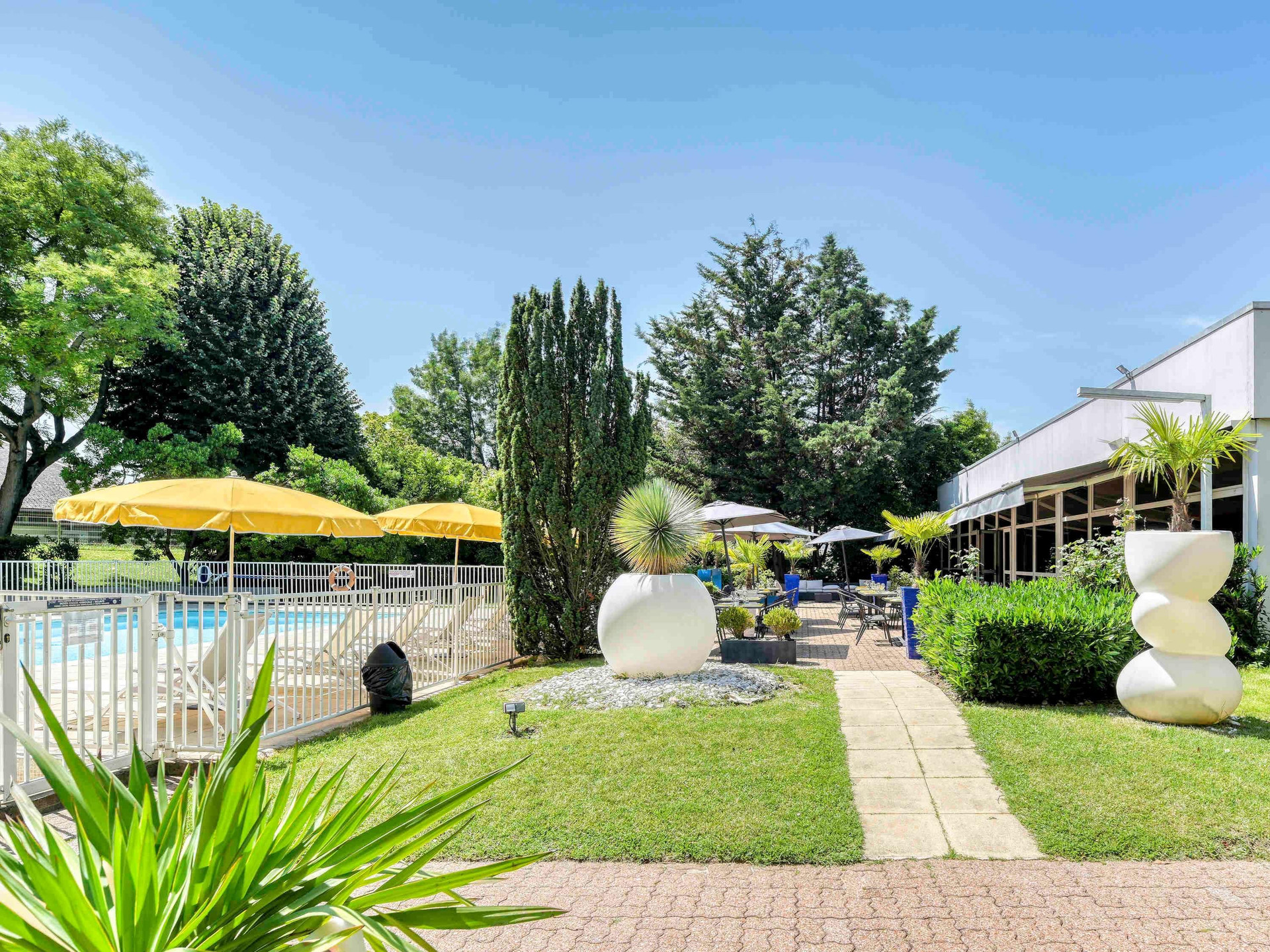 Vista Exterior Novotel Paris Nord Expo Aulnay