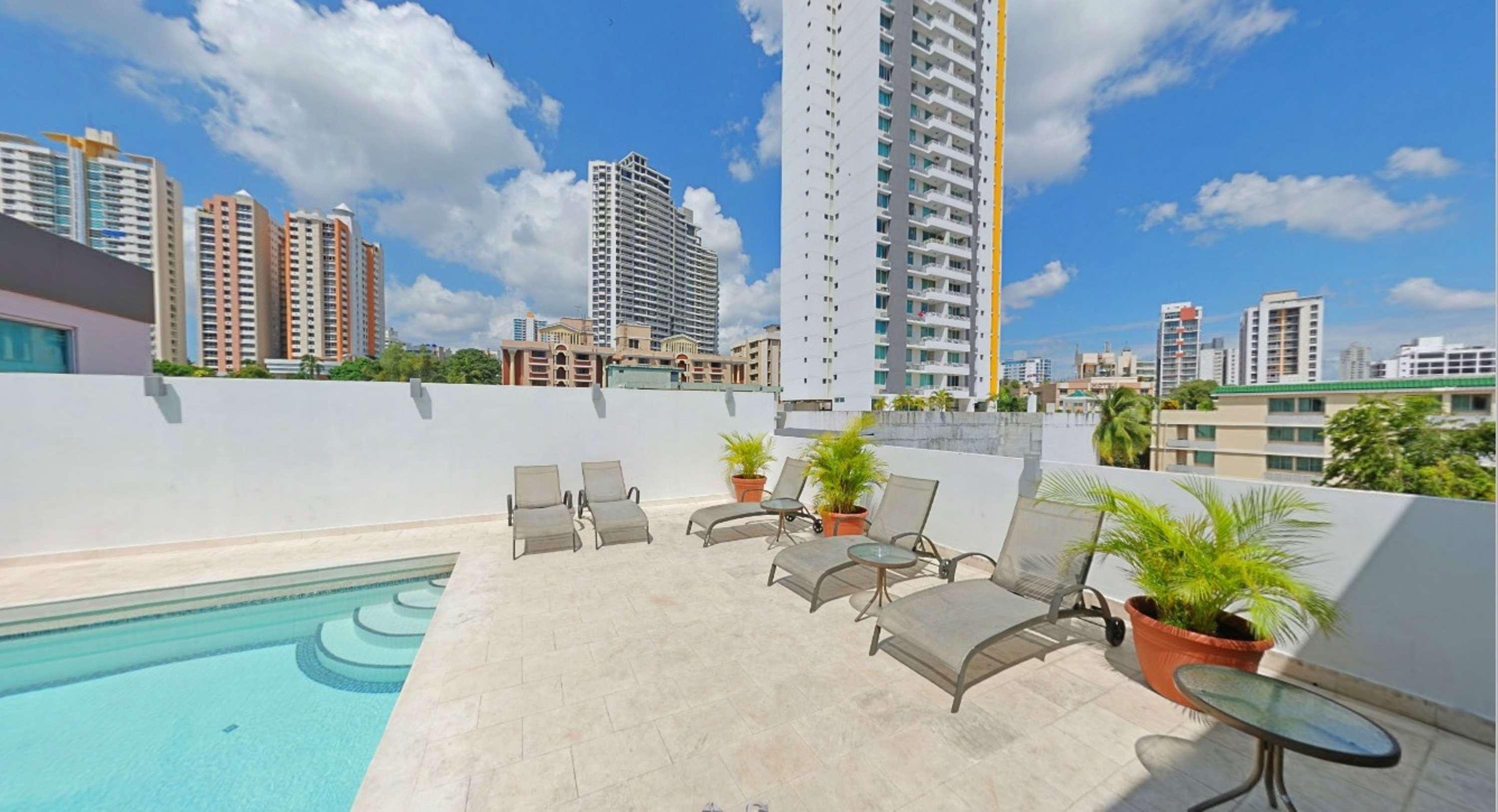 Playa Hotel Suites Ambassador