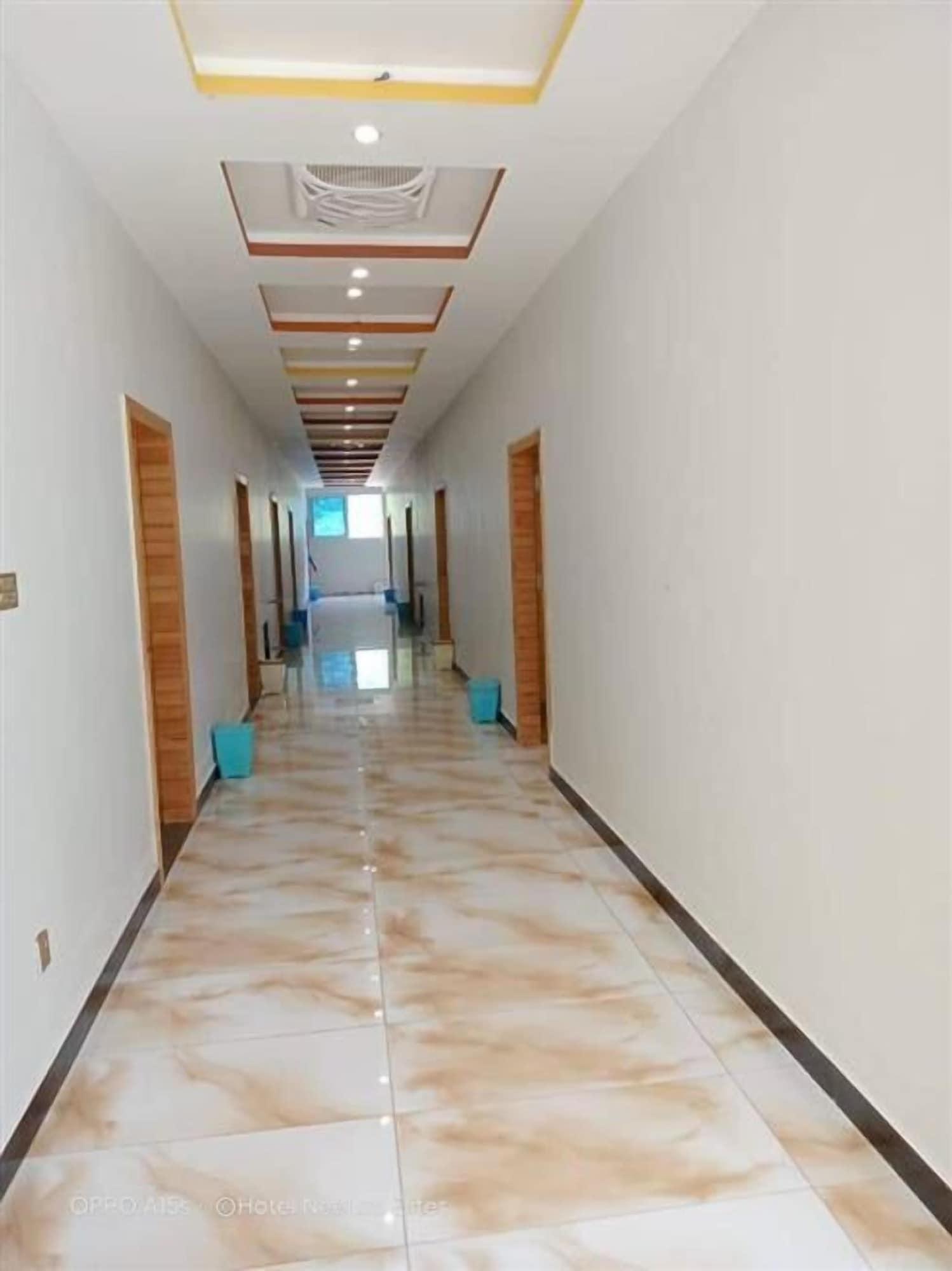 Varios Hotel Neelum Elites Keran