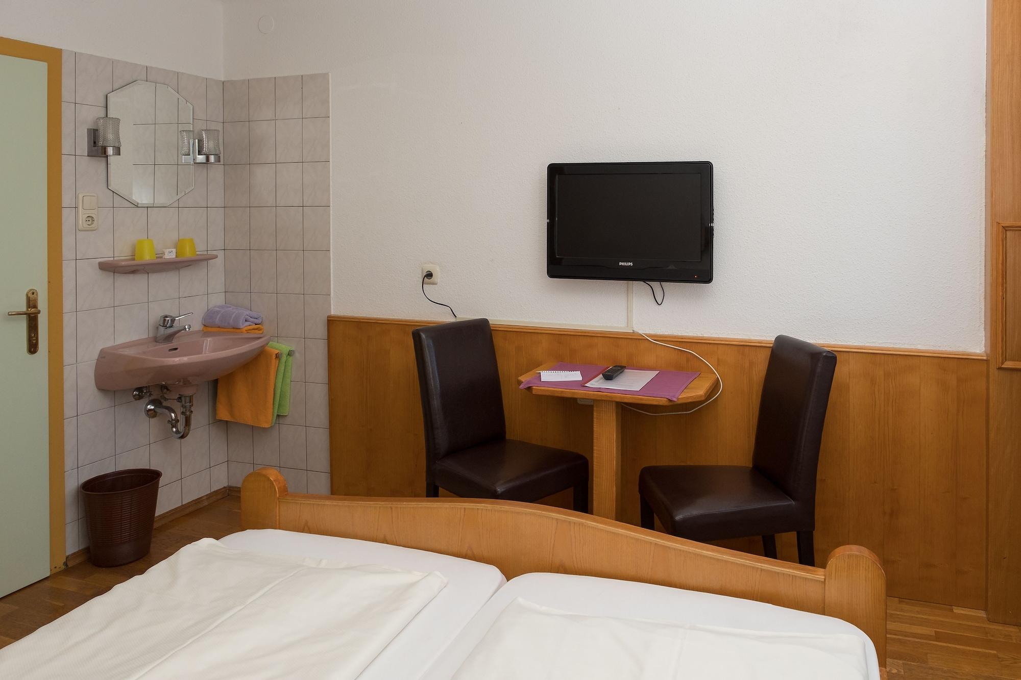 Set de Habitación Rosslwirt