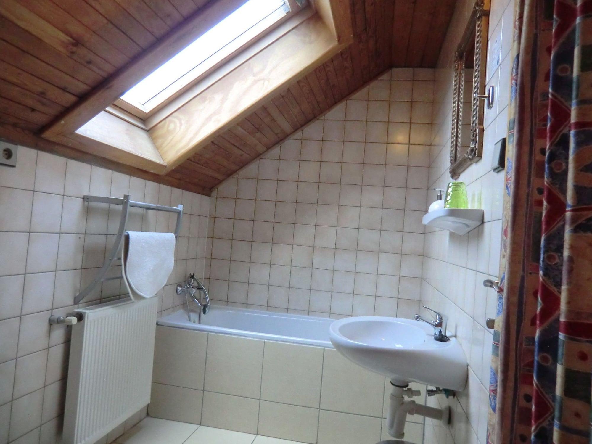 Equipamiento de Habitación Orbis