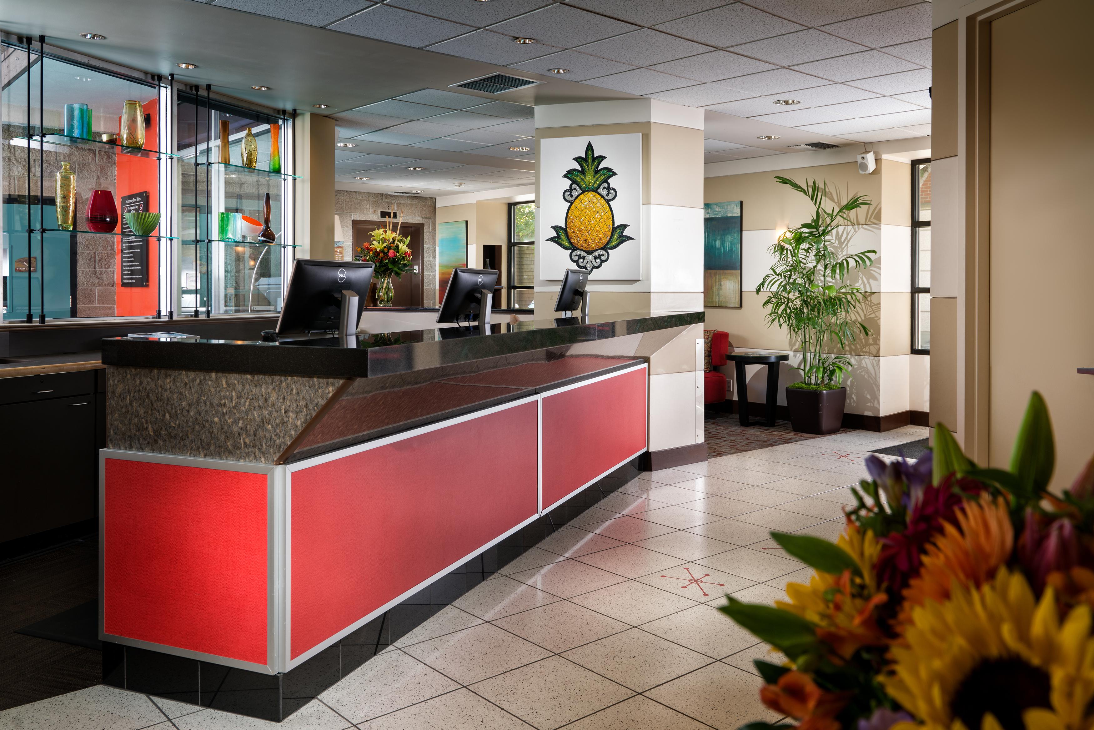 Vista Lobby Staypineapple, University Inn, University District Seattle