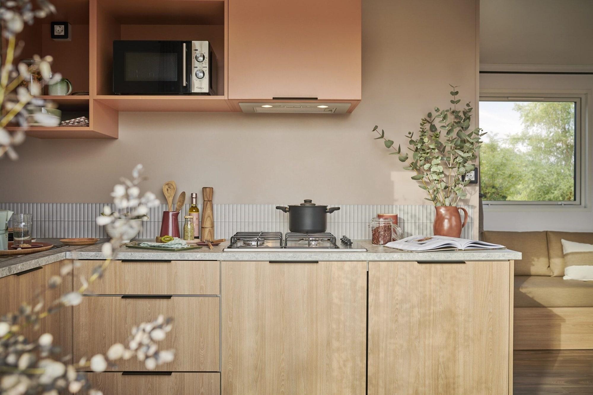 Equipamiento de Habitación Caravan Park Camping in Vias for 4