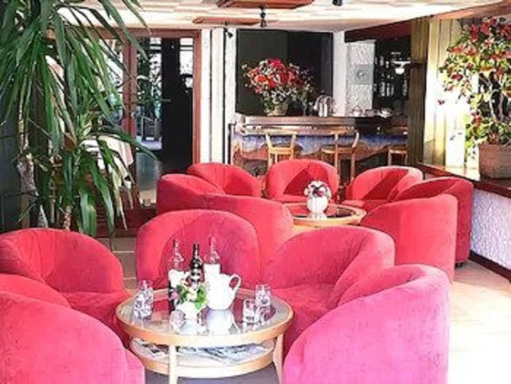 Vista Lobby Hotel Clair Matin