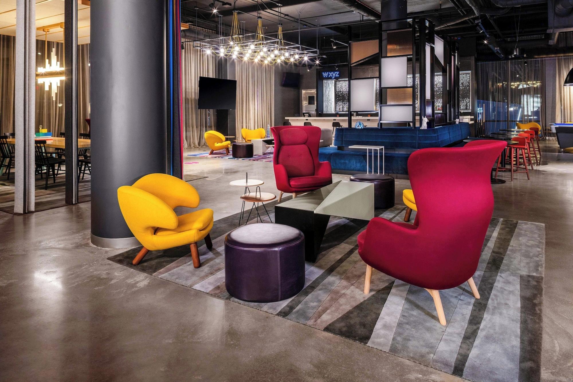Bar/Salón Aloft Atlanta at The Battery Atlanta