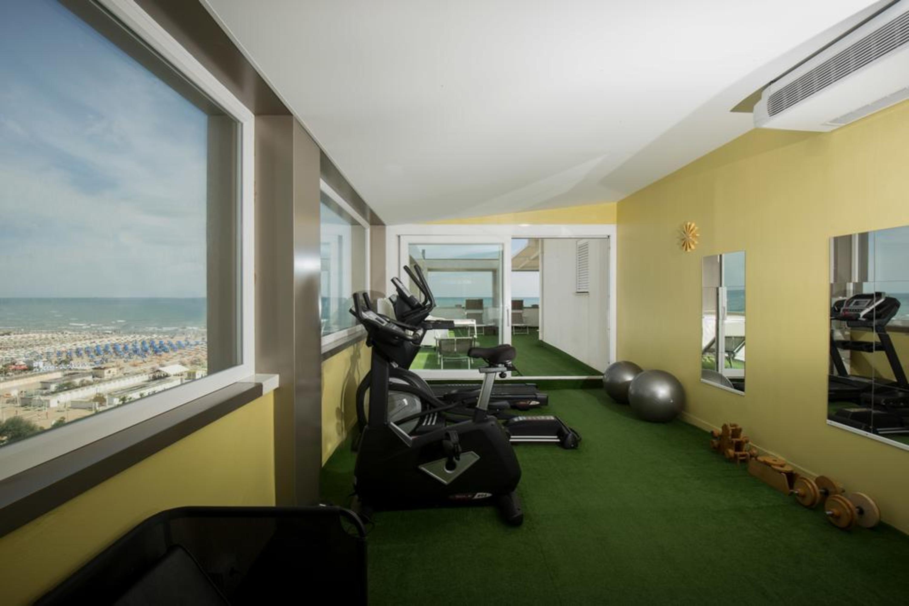Gimnasio National Hotel
