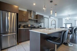 Alquiler Vacacional - Magnificent 2-storey condo only 15 minutes from downtown Montreal