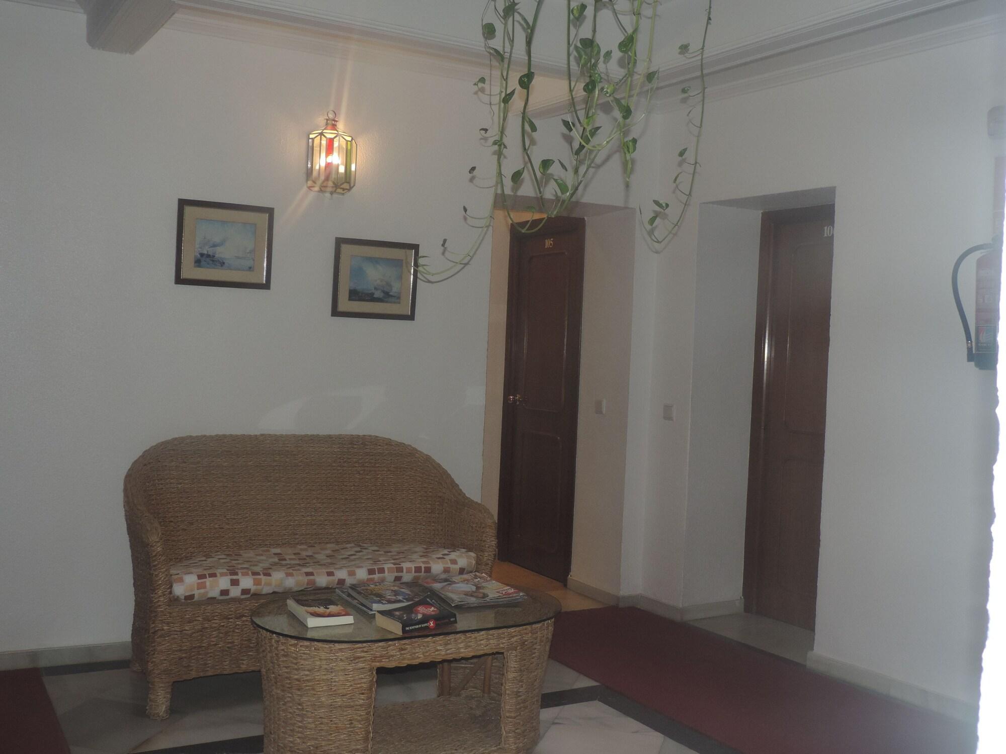 Comodidades del Alojamiento Hostal Bahía