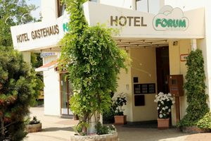Paquete - Hotel Gästehaus Forum am Westkreuz