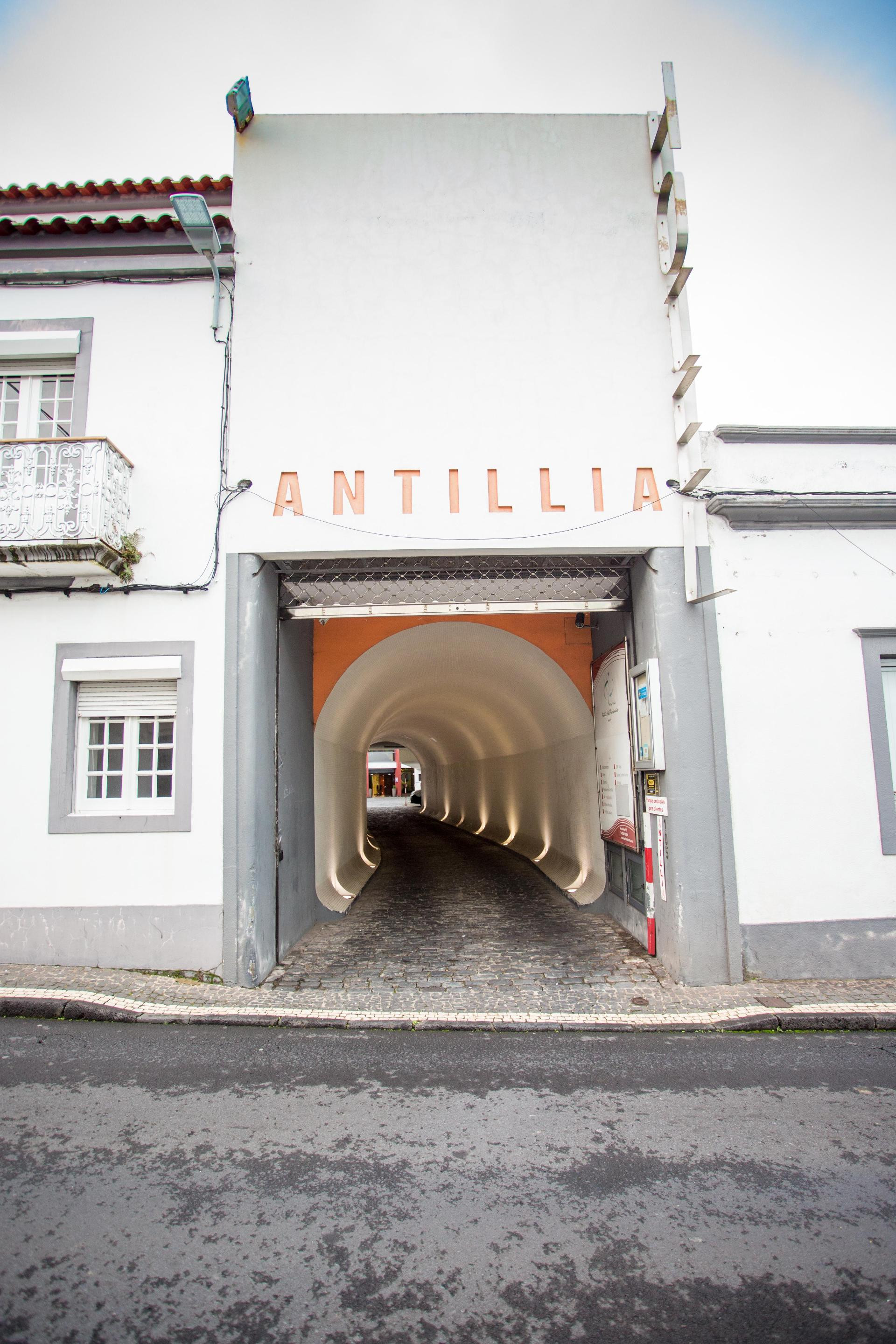 Vista Exterior Antillia Hotel