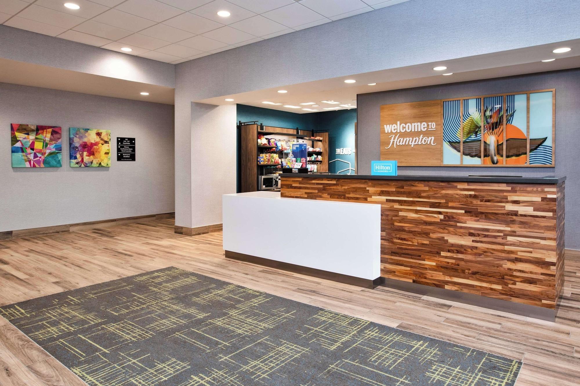 Vista Lobby Hampton Inn & Suites By Hilton Indianapolis South Greenwood