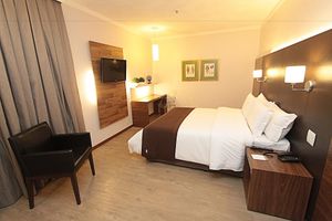 Hospedagens - Oasis Tower Hotel