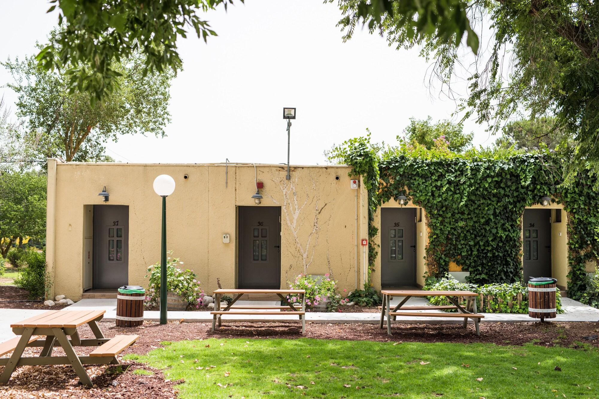 Vista Exterior Kibbutz Ortal Tourism