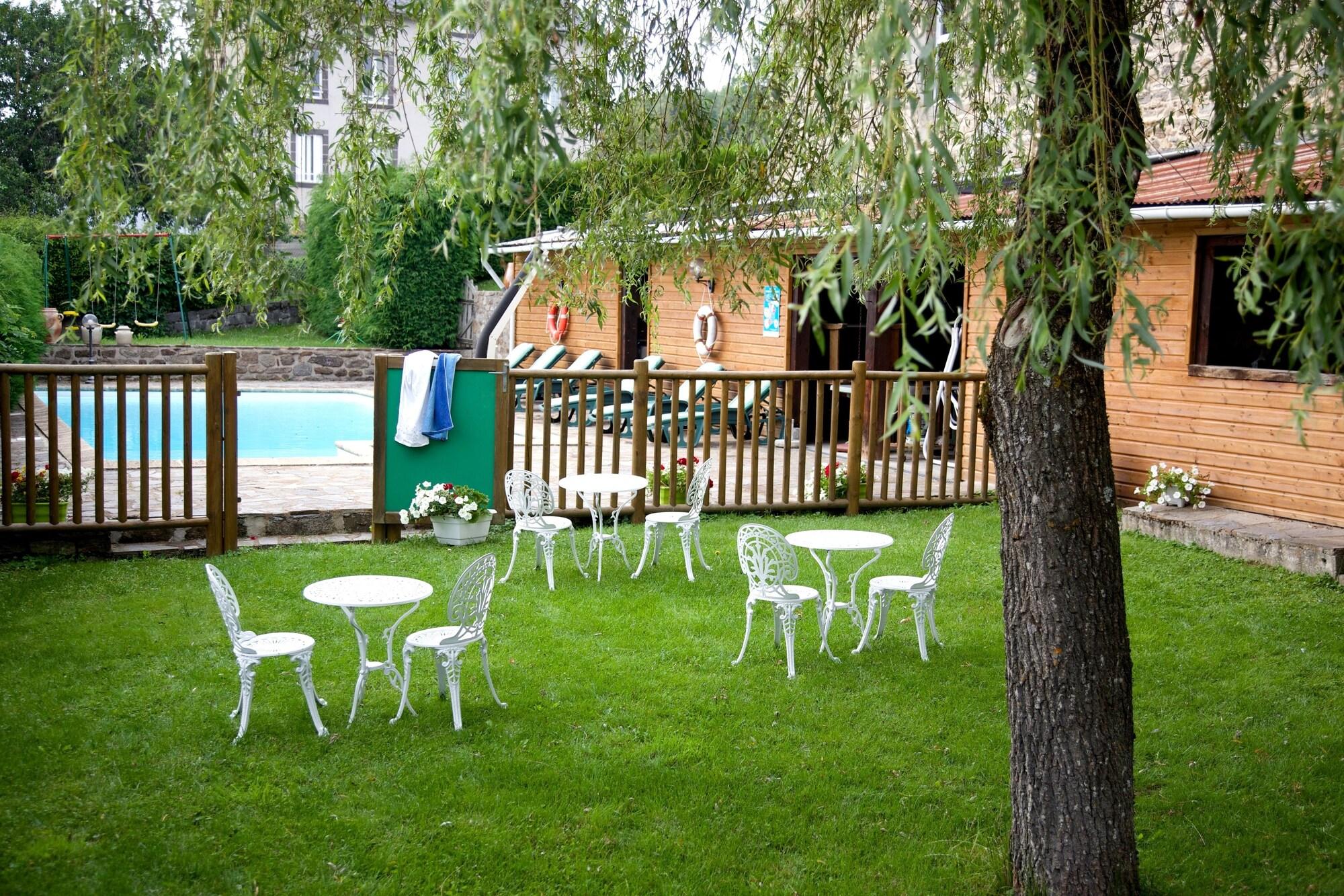 Comodidades del Alojamiento Hôtel Au Petit Breuil