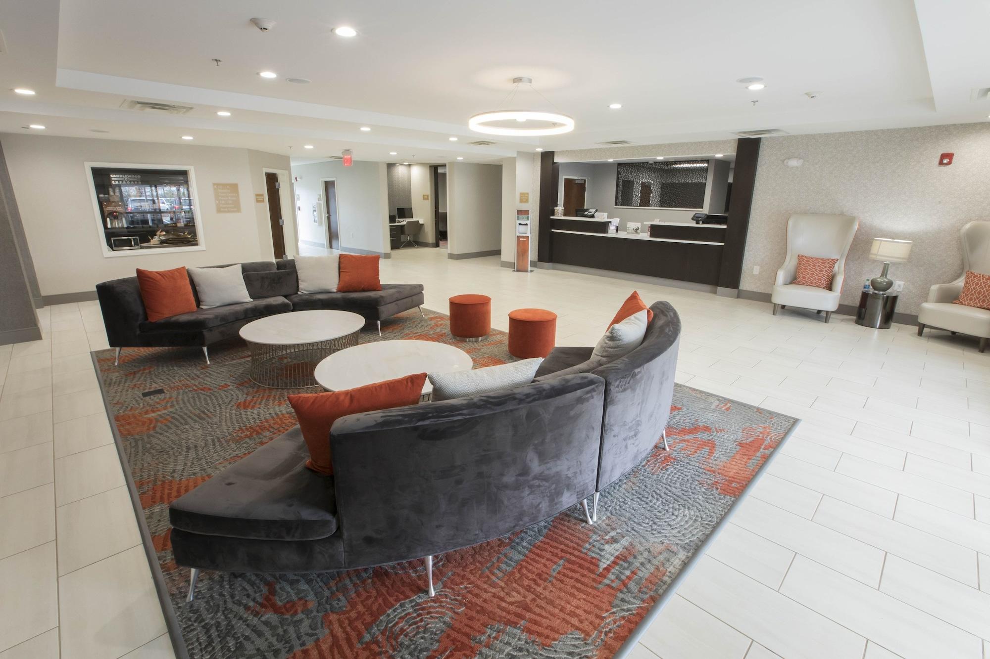 Vista Lobby Candlewood Suites McDonough by IHG