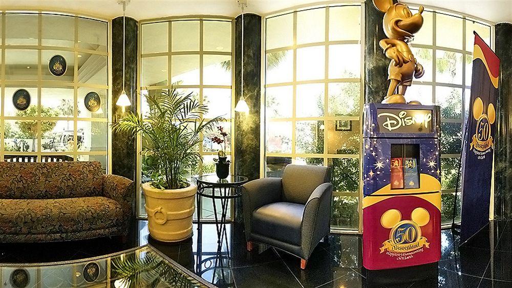 Vista do lobby La Quinta Inn & Suites Anaheim
