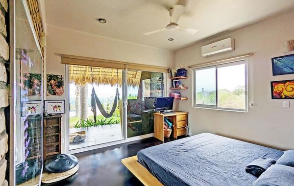 Charming 5-bedroom house with AC, WiFi in beautiful Bajos de Chila - Hoteles con jacuzzi en Puerto Escondido, Oaxaca