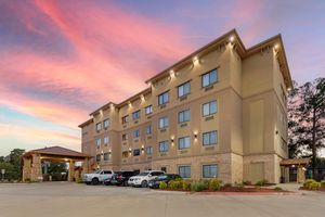 Alojamiento - Best Western Plus Classic Inn & Suites