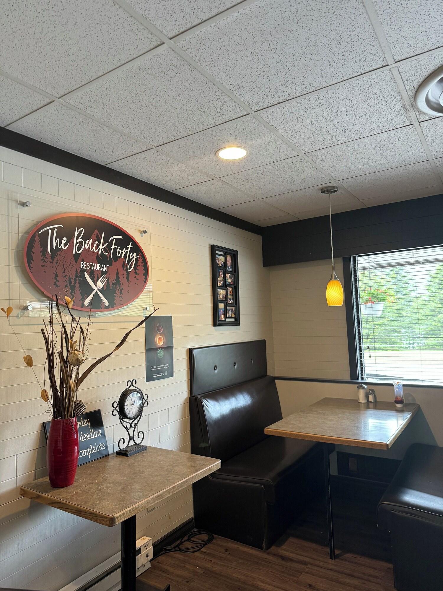 Restaurant Wells Gray Inn