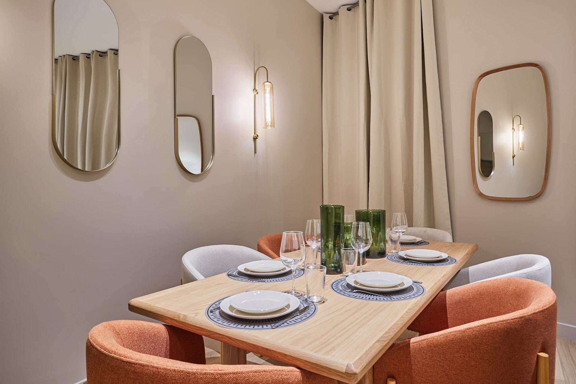 Restaurant Superb Apartment 2 Bedrooms Center of Paris