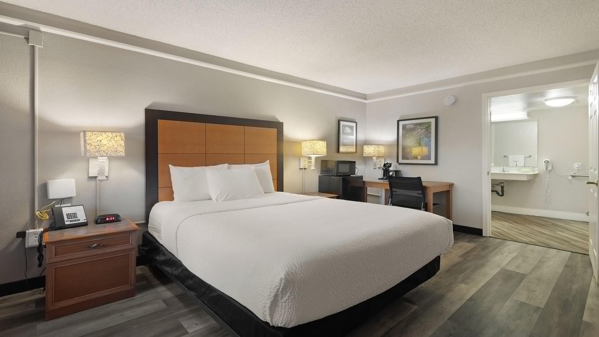 Habitación Howard Johnson by Wyndham Sacramento Downtown