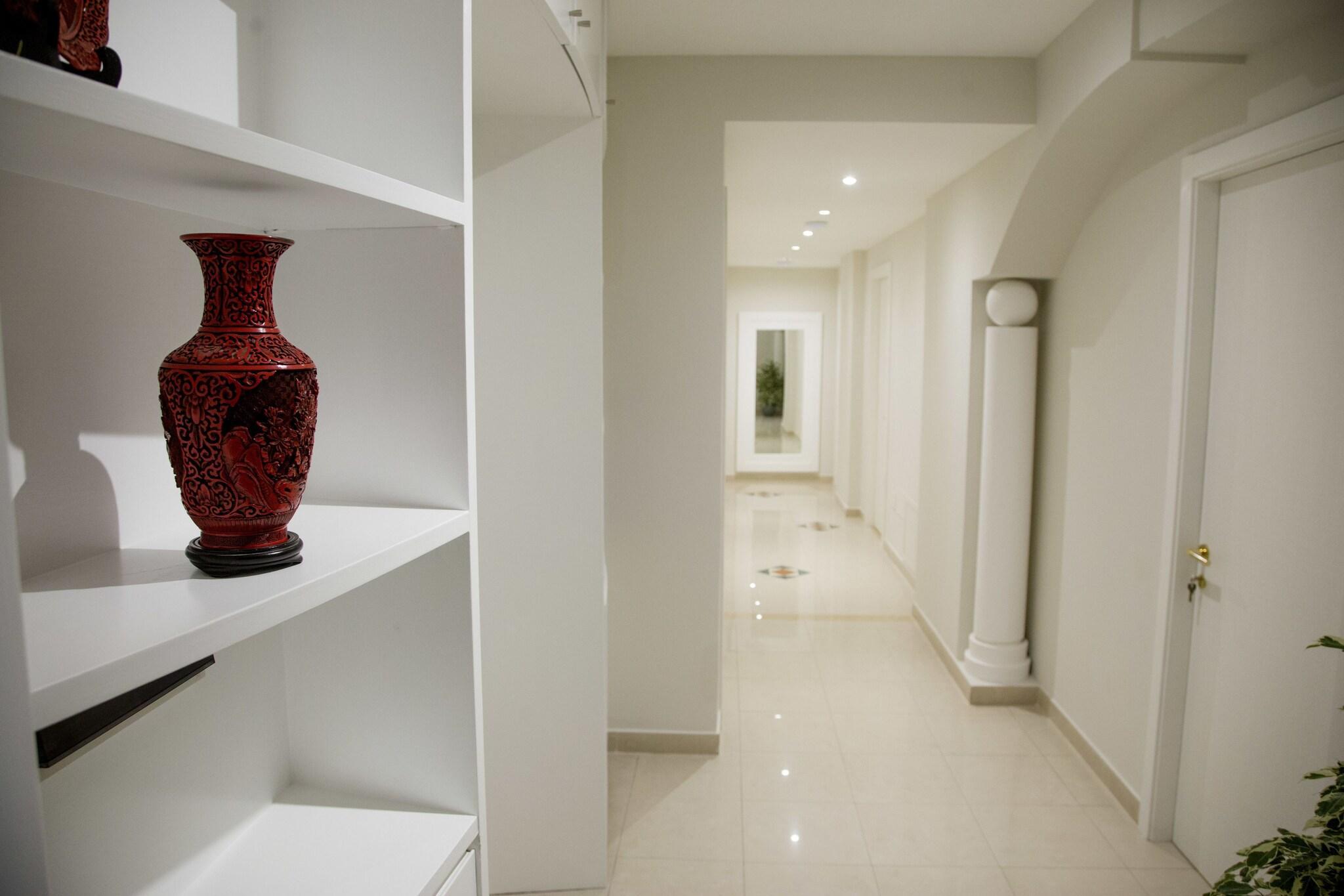 Vista Lobby Sorrento ResArt Suite