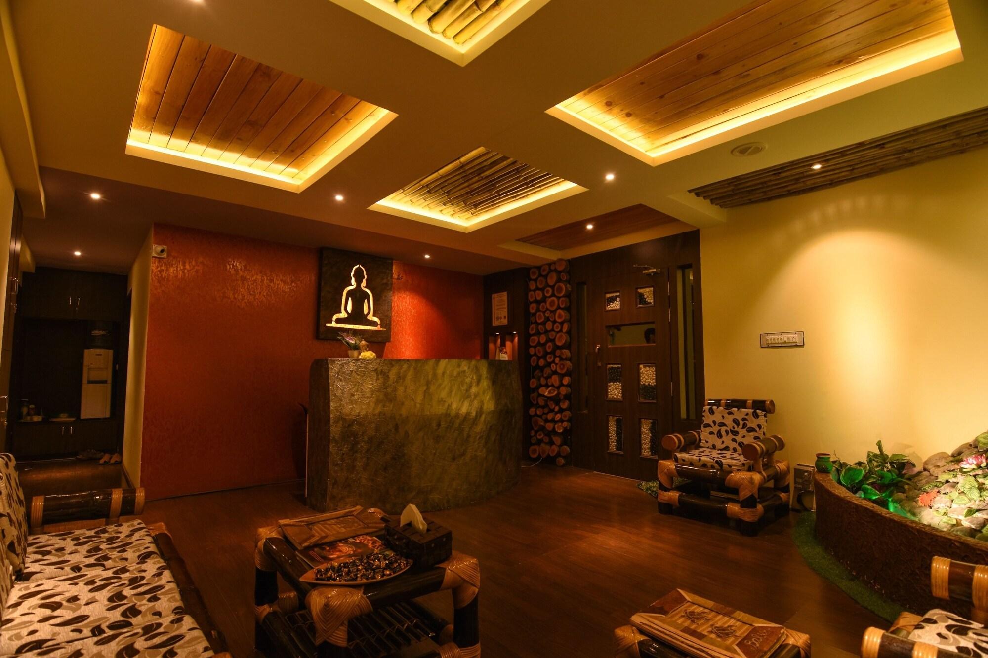 Spa Roopa Elite