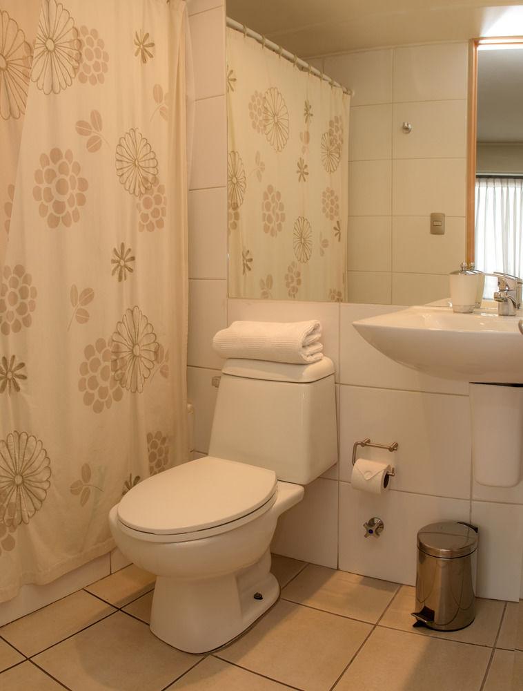 Equipamiento de Habitación El Bosque Suites