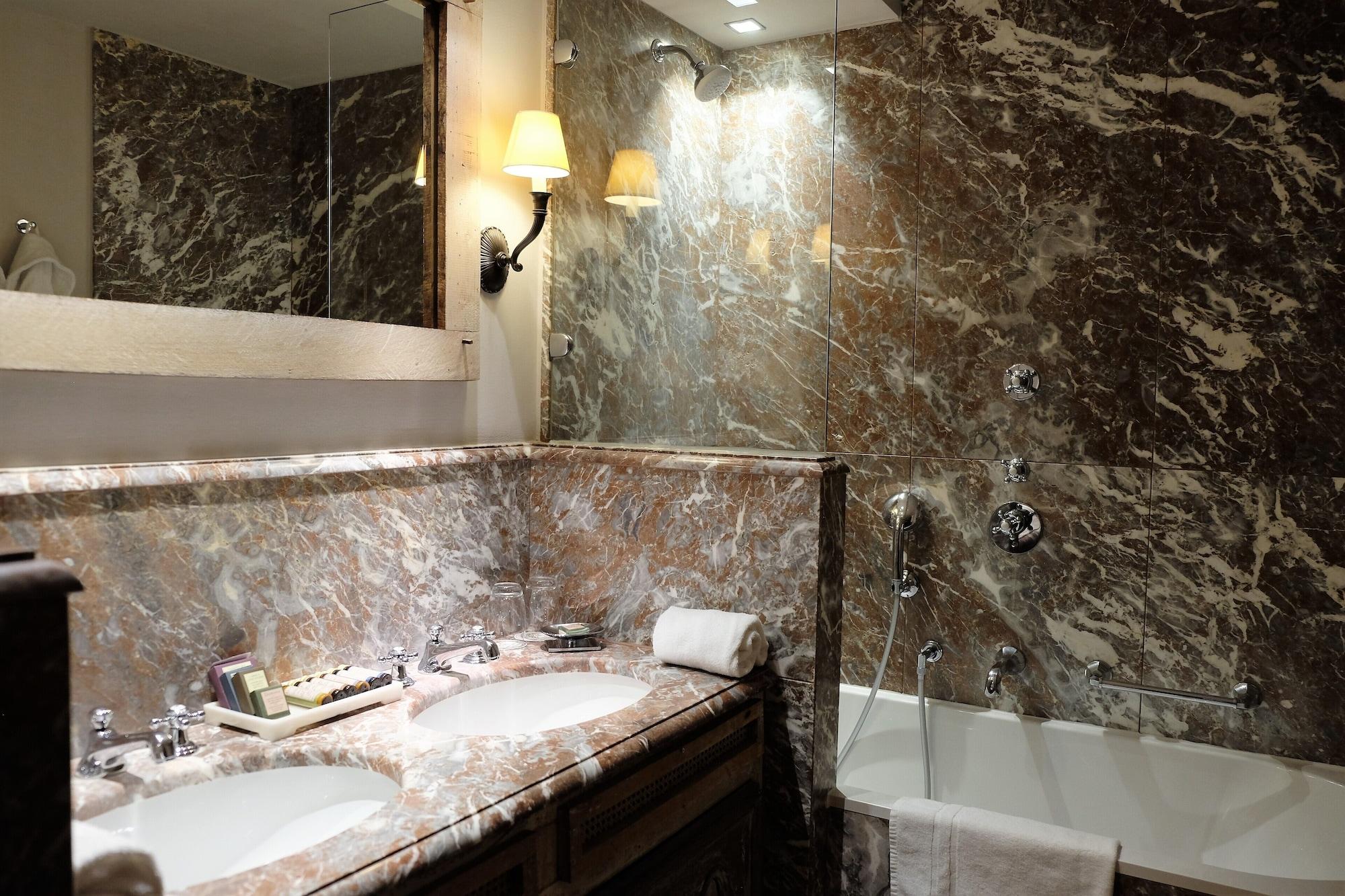 Equipamiento de Habitación Hotel Relais Bourgondisch Cruyce - A Luxe Worldwide Hotel