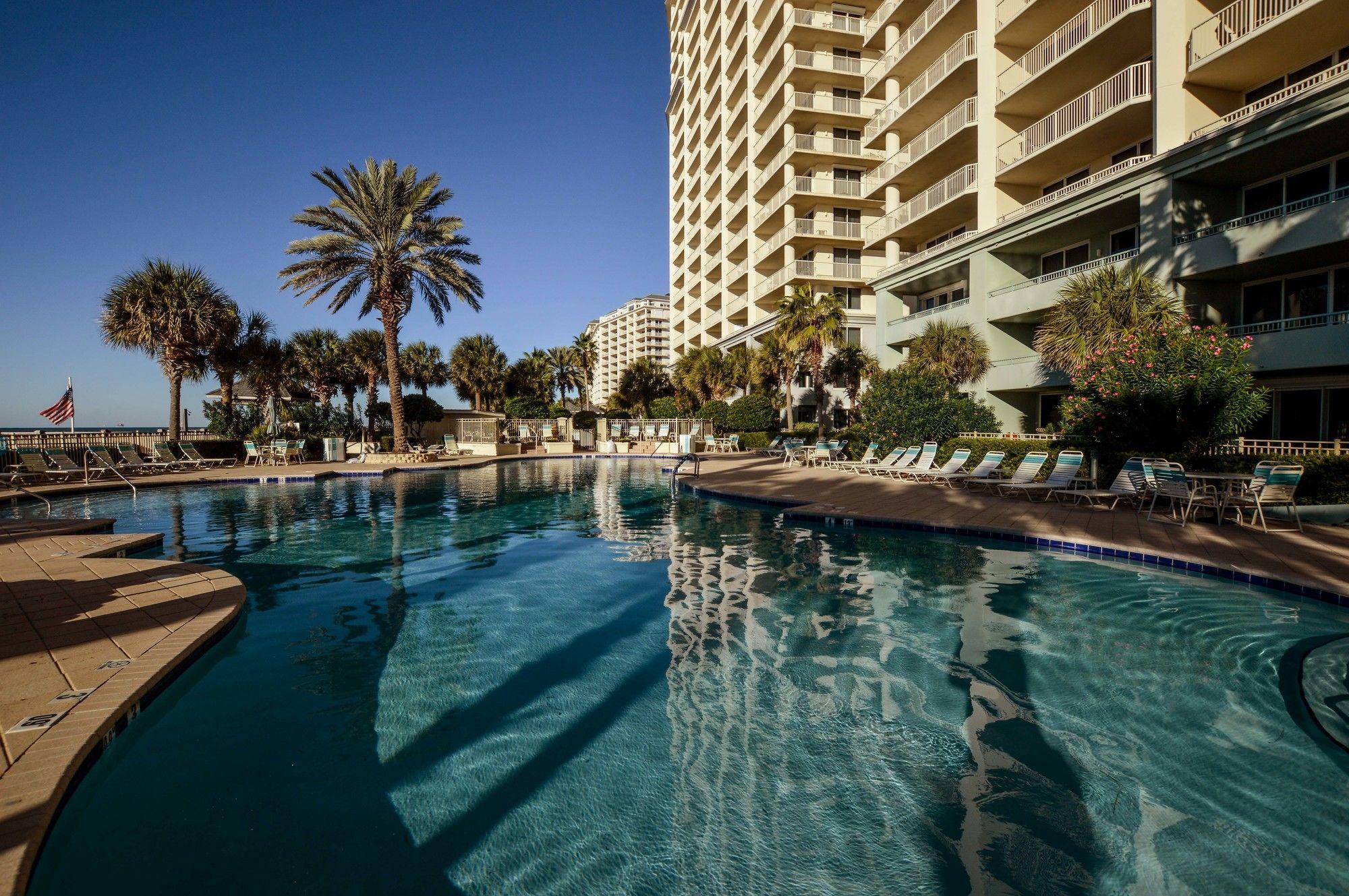 Vista Piscina Beach Club Bristol 201 3 Bedroom Condo by RedAwning