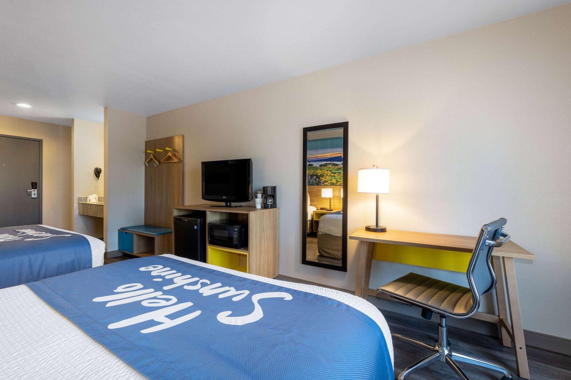 Habitación Days Inn by Wyndham Lathrop