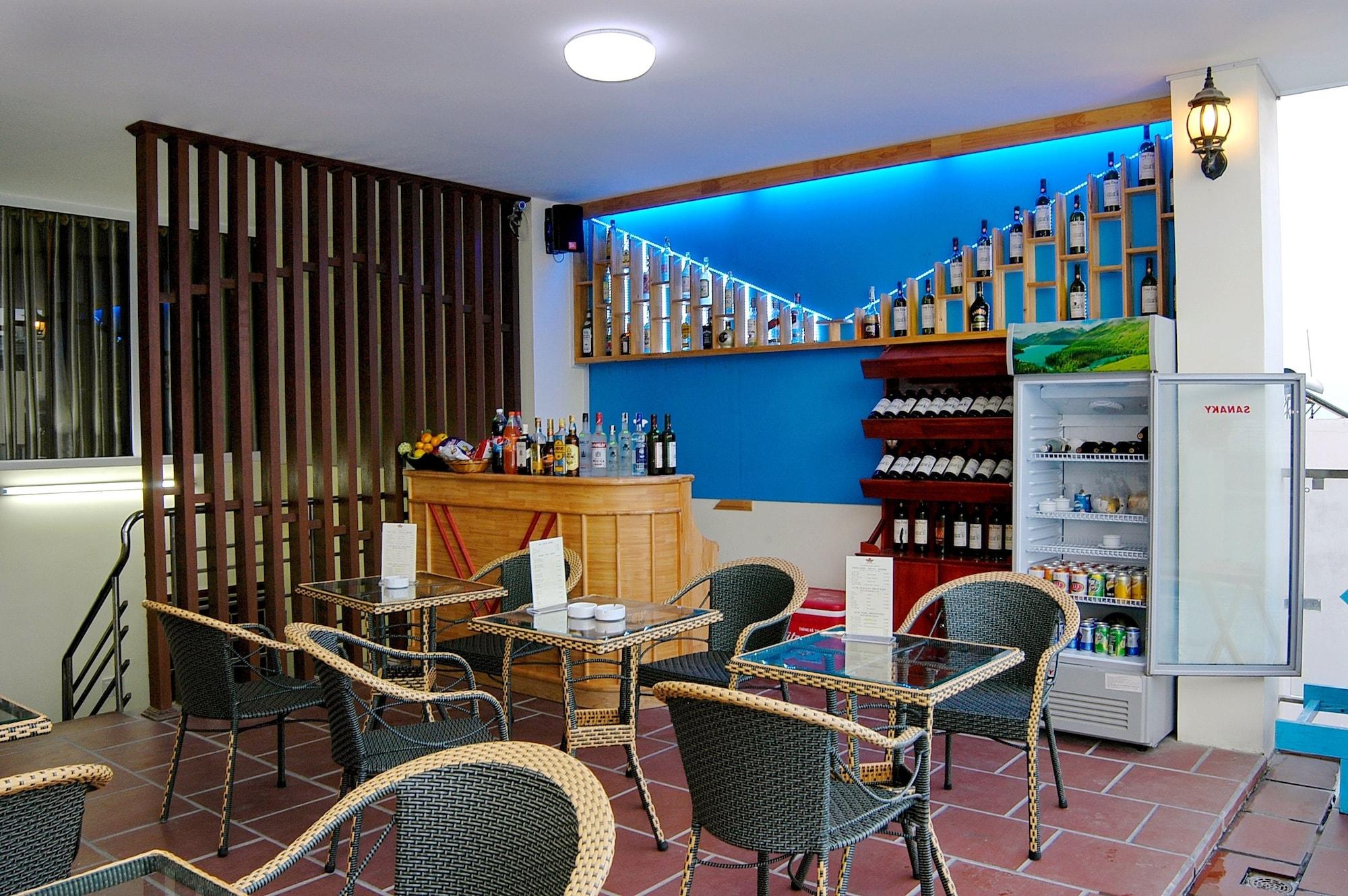 Bar/Salón Victorian Nha Trang Hotel