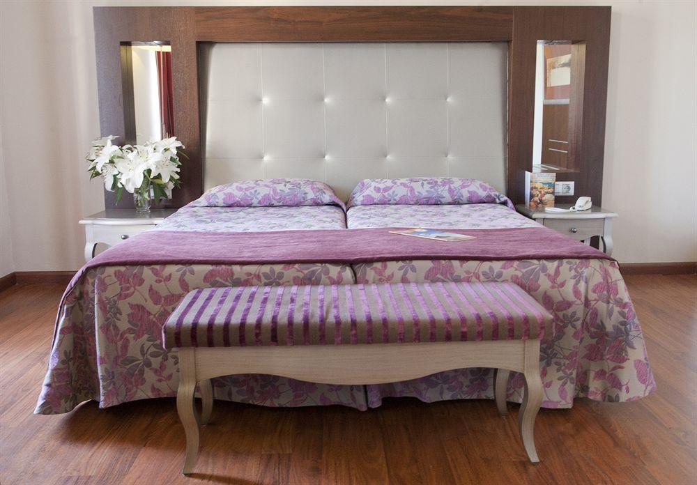 Habitación Globales Reina Cristina
