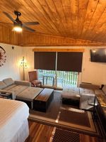 Alquiler Vacacional - Cozy Shanty Creek Studio Condo w/ Lake Bellaire view and Access.